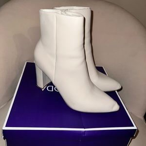 Top Moda -Cream bootie heels